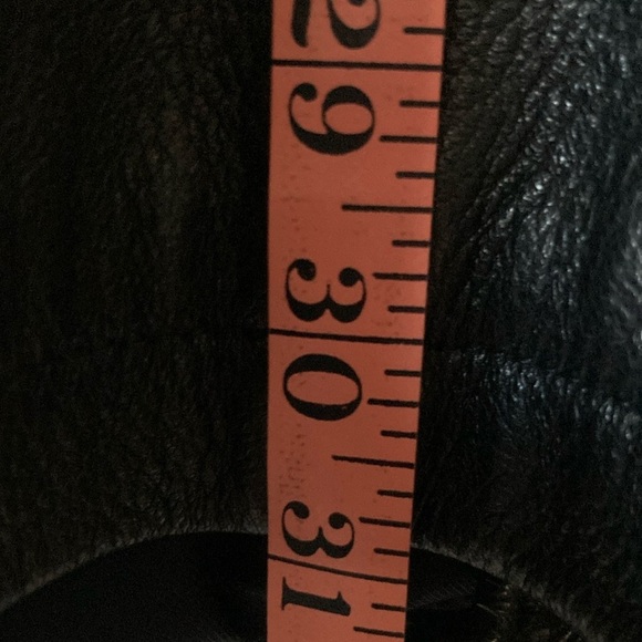 Danier 90s Men's Black Leather Jacket medium - Picture 5 of 8